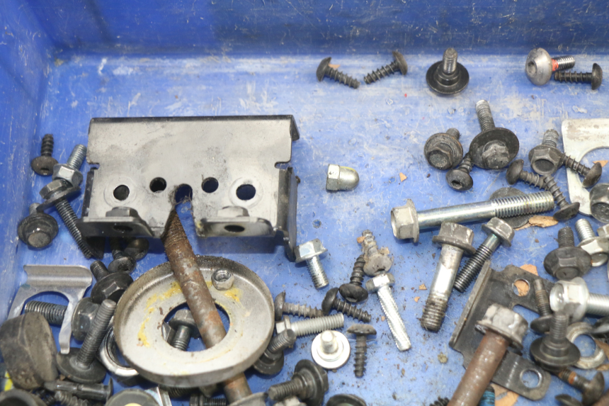 photo de SCHRAUBEN YAMAHA XMAX X-MAX ABS 125 (2014 - 2016) - Detailansicht des Bauteils