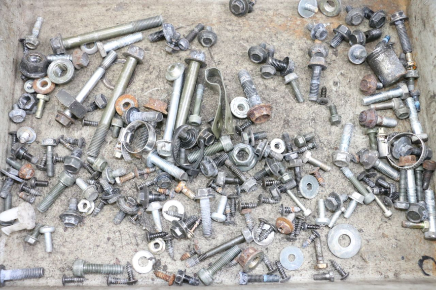 photo de SCHRAUBENBEUTEL YAMAHA XMAX X-MAX 125 (2006 - 2009) - Detailansicht des Bauteils