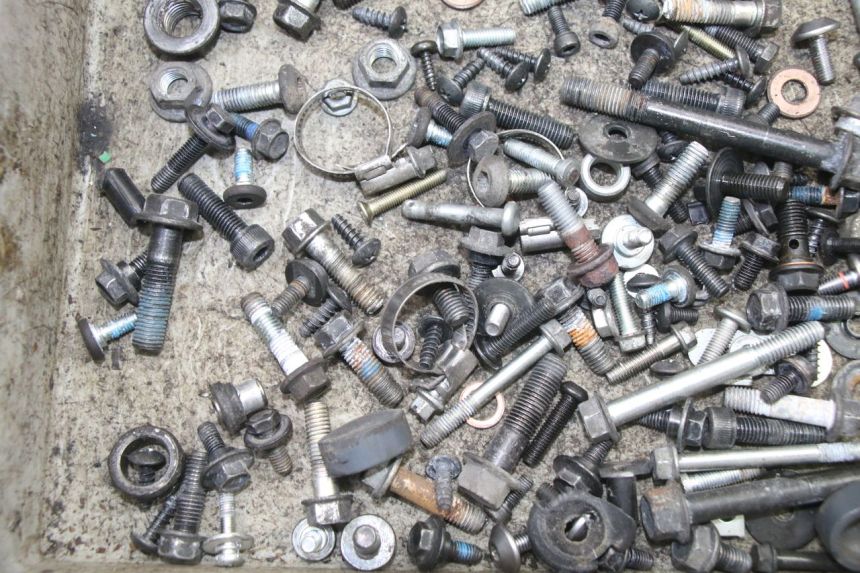 photo de SCHRAUBENBEUTEL YAMAHA X-MAX XMAX 125 (2010 - 2013) - Alternative Perspektive