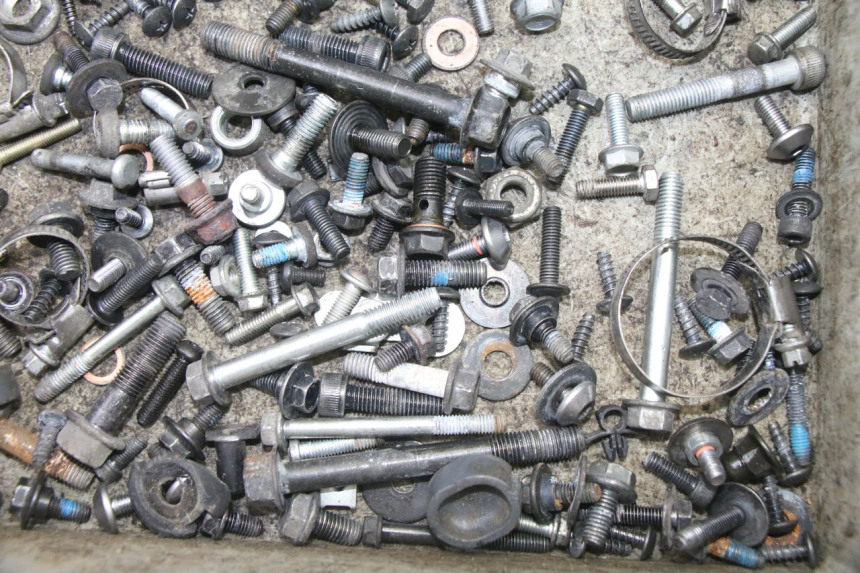 photo de SCHRAUBENBEUTEL YAMAHA X-MAX XMAX 125 (2010 - 2013) - Technische Nahaufnahme