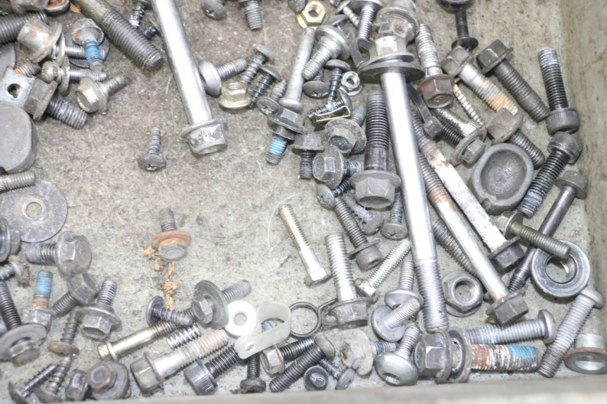 photo de SCHRAUBENBEUTEL YAMAHA X-MAX XMAX 125 (2010 - 2013) - Alternative Perspektive