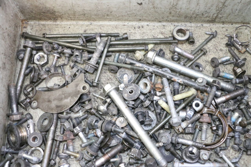 photo de SCHRAUBENBEUTEL YAMAHA X-MAX XMAX 125 (2010 - 2013) - Zoom auf Gebrauchszustand