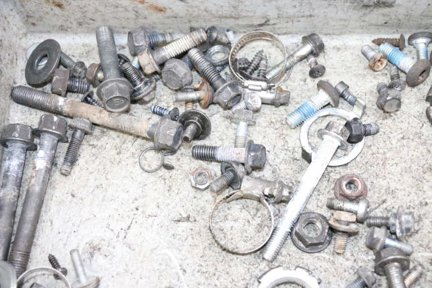 photo de SCHRAUBENBEUTEL YAMAHA XMAX X-MAX 125 (2006 - 2009) - Gesamtansicht des Produkts