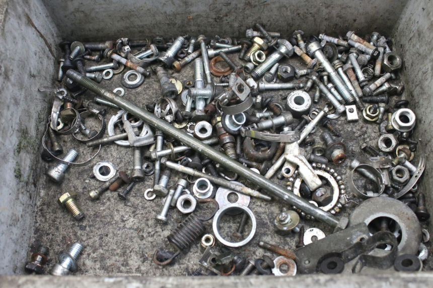 photo de SCHRAUBENBEUTEL PIAGGIO X9 EVOLUTION 125 (2003 - 2007) - Hauptansicht