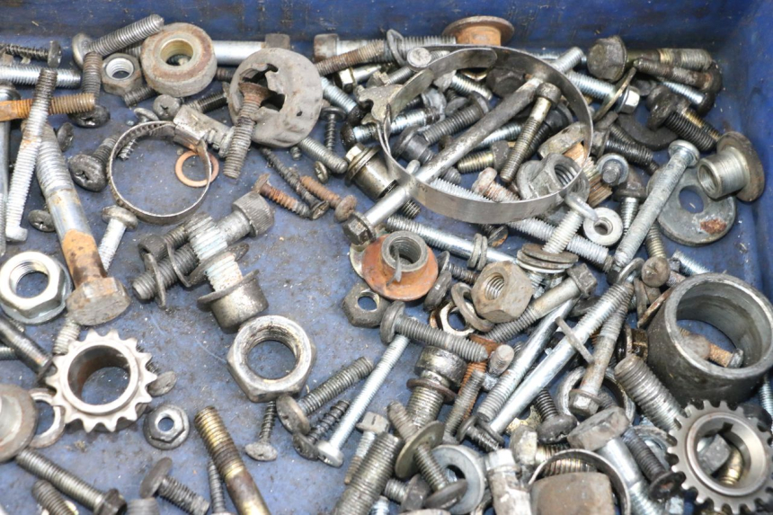 photo de SCHRAUBENBEUTEL PIAGGIO X9 125 (2000 - 2003) - Alternative Perspektive