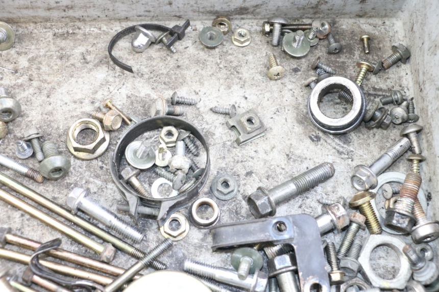 photo de SCHRAUBEN KYMCO XCITING 250 (2006 - 2009) - Alternative Perspektive