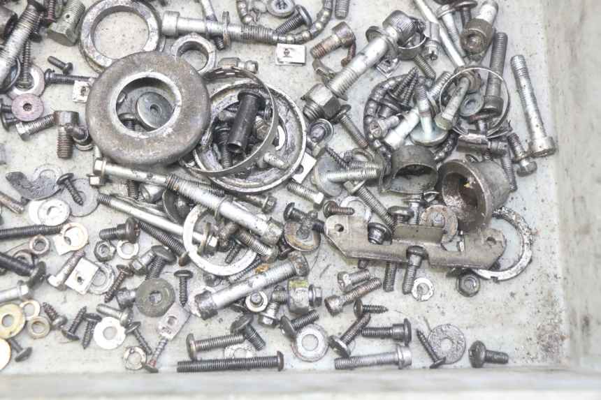 photo de SCHRAUBENBEUTEL PIAGGIO XEVO - X EVO 125 (2007 - 2017) - Detailansicht des Bauteils