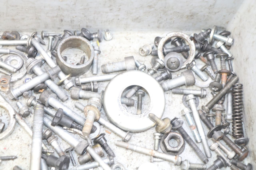 photo de SCHRAUBENBEUTEL PIAGGIO XEVO - X EVO 125 (2007 - 2017) - Alternative Perspektive