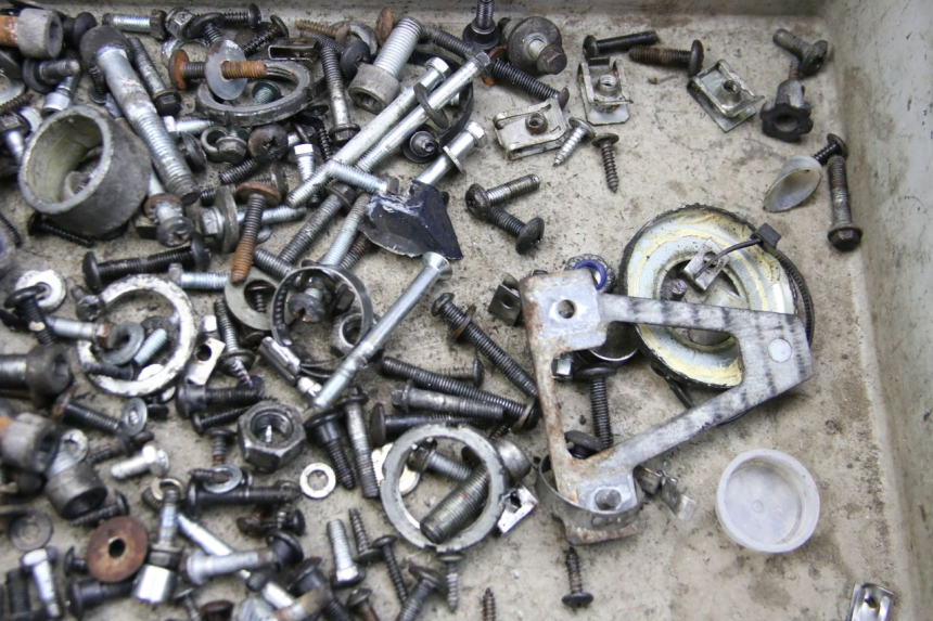 photo de SCHRAUBENBEUTEL PIAGGIO XEVO - X EVO 125 (2007 - 2017) - Detailansicht des Bauteils