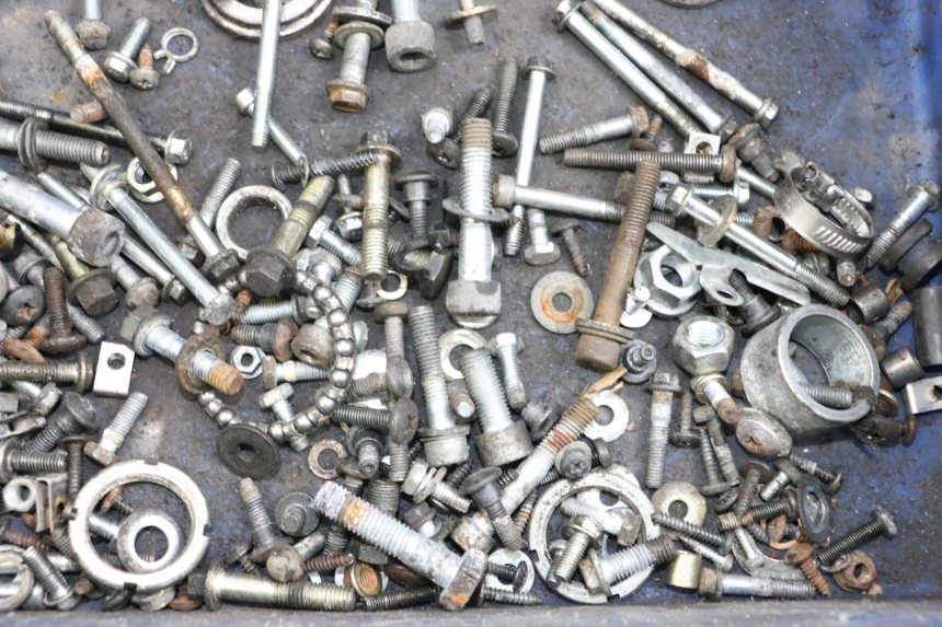 photo de SCHRAUBENBEUTEL PIAGGIO XEVO - X EVO 125 (2007 - 2017) - Zoom auf Gebrauchszustand