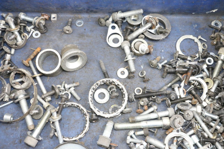 photo de SCHRAUBENBEUTEL PIAGGIO XEVO - X EVO 125 (2007 - 2017) - Detailansicht des Bauteils