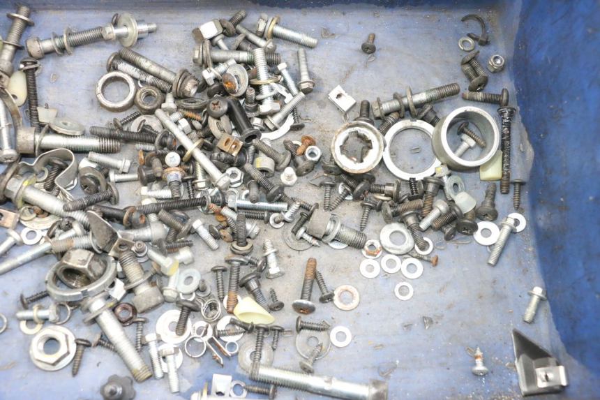 photo de SCHRAUBENBEUTEL PIAGGIO XEVO - X EVO 125 (2007 - 2017) - Detailansicht des Bauteils