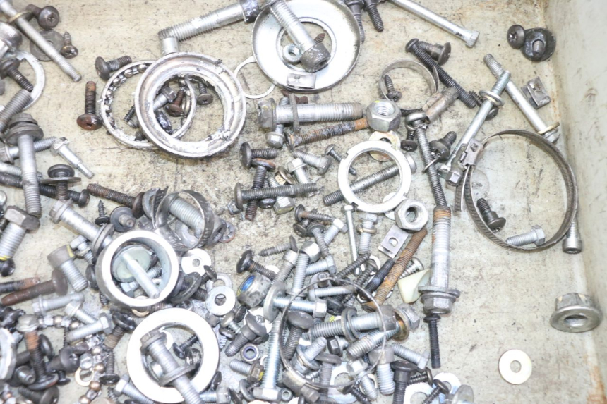 photo de SCHRAUBENBEUTEL PIAGGIO XEVO - X EVO 125 (2007 - 2017) - Detailansicht des Bauteils