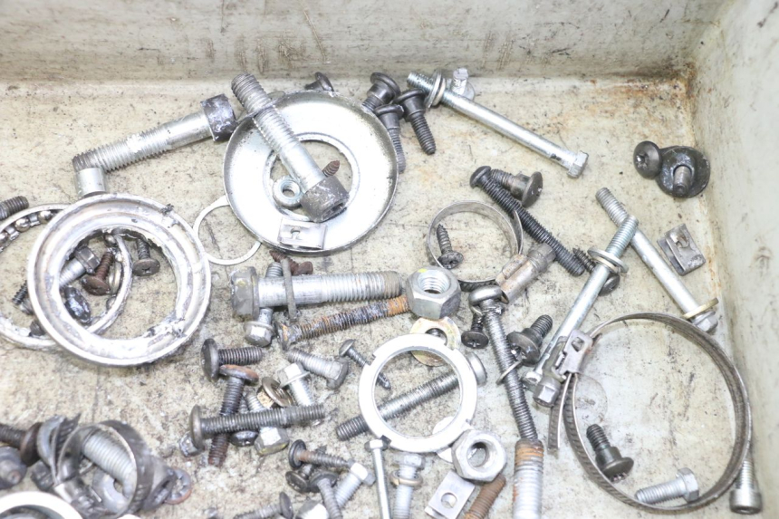 photo de SCHRAUBENBEUTEL PIAGGIO XEVO - X EVO 125 (2007 - 2017) - Alternative Perspektive