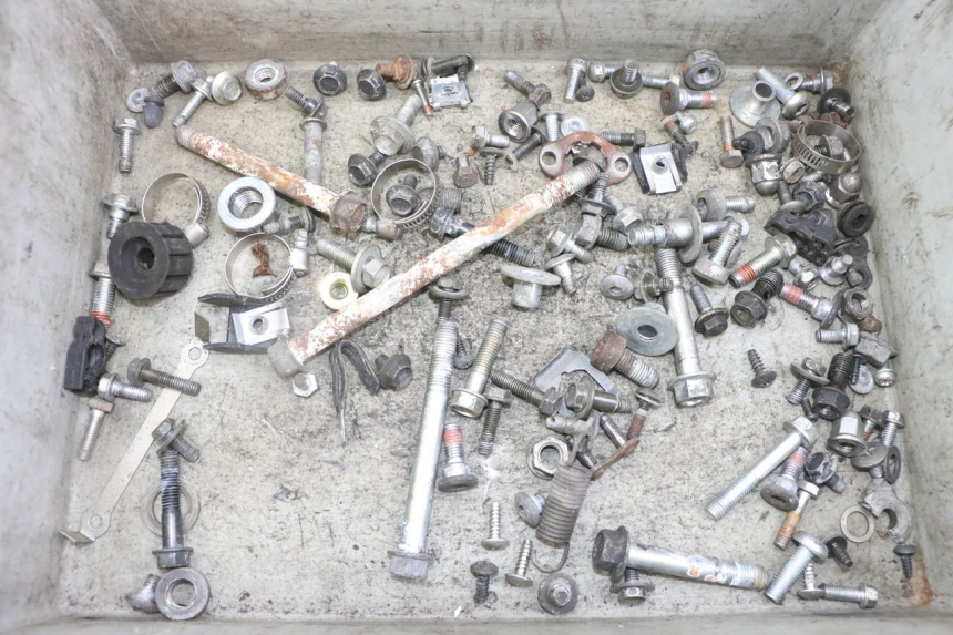 photo de SCHRAUBEN HONDA XLV VARADERO 125 (2000 - 2006) - Hauptansicht