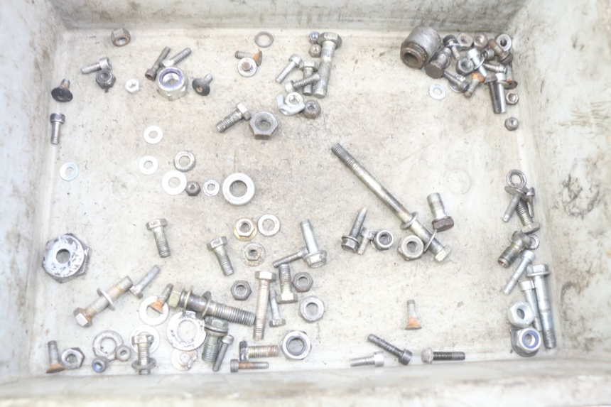 photo de SCHRAUBENBEUTEL PEUGEOT XP6 50 (1997 - 2003) - Detailansicht des Bauteils