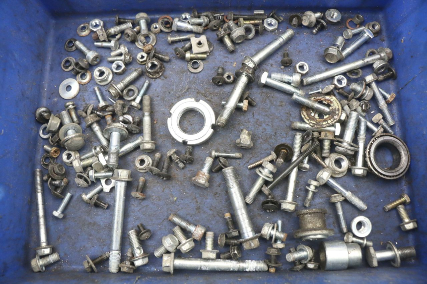 photo de SCHRAUBEN HYOSUNG XRX 125 (2000 - 2008) - Hauptansicht