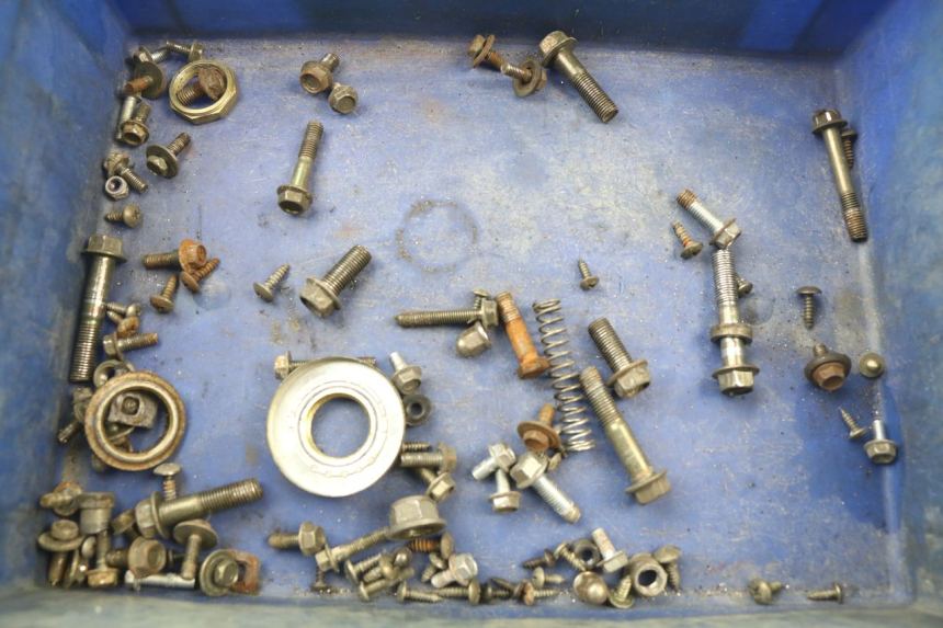 photo de SCHRAUBEN KINROAD XT T-8 125 (2006 - 2006) - Hauptansicht