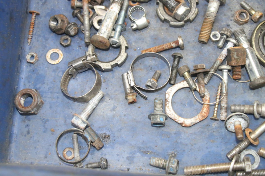 photo de SCHRAUBEN YAMAHA AEROX 50 (1997 - 2006) - Alternative Perspektive