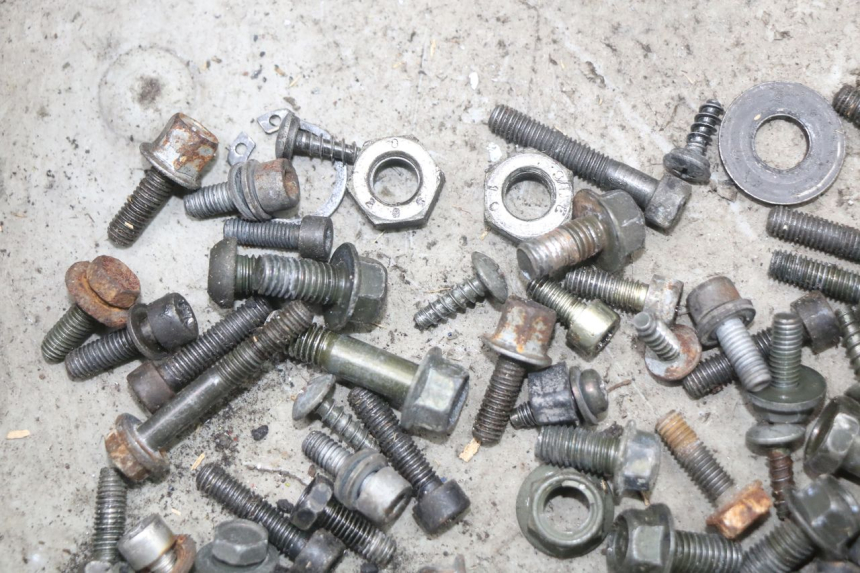 photo de SCHRAUBEN YAMAHA BW'S NG NEXT GENERATION 50 (1996 - 2003) - Detailansicht des Bauteils