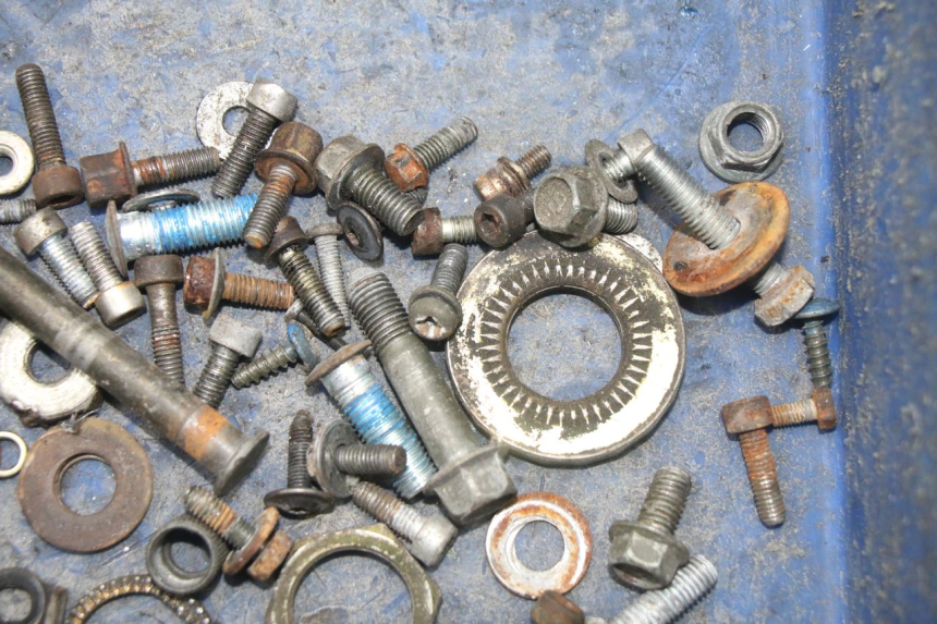 photo de SCHRAUBEN YAMAHA BW'S NG NEXT GENERATION 50 (1996 - 2003) - Zoom auf Gebrauchszustand