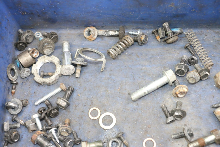 photo de SCHRAUBEN YAMAHA NEO'S NEOS 2T EASY 50 (2013 - 2016) - Alternative Perspektive