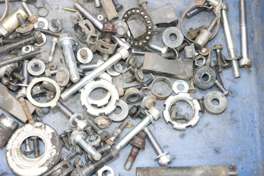 photo de SCHRAUBENBEUTEL YAMAHA NEOS NEO'S 4T 50 (2008 - 2016) - Zoom auf Gebrauchszustand