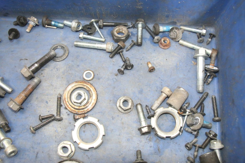 photo de SCHRAUBENBEUTEL YAMAHA NEOS NEO'S 4T 50 (2008 - 2016) - Zoom auf Gebrauchszustand