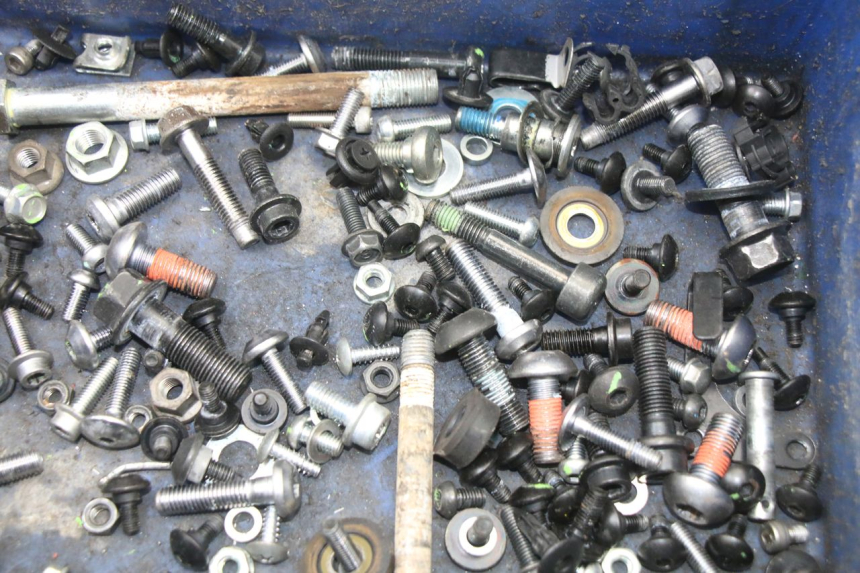 photo de SCHRAUBEN YAMAHA TRACER 7 700 (2020 - 2024) - Zoom auf Gebrauchszustand