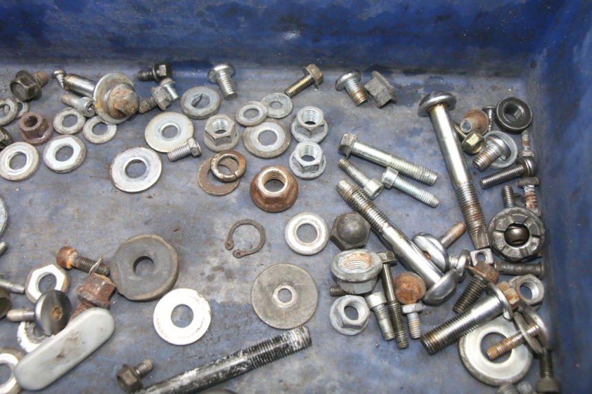 photo de SCHRAUBEN YAMAHA XV VIRAGO 535 (1988 - 2004) - Zoom auf Gebrauchszustand