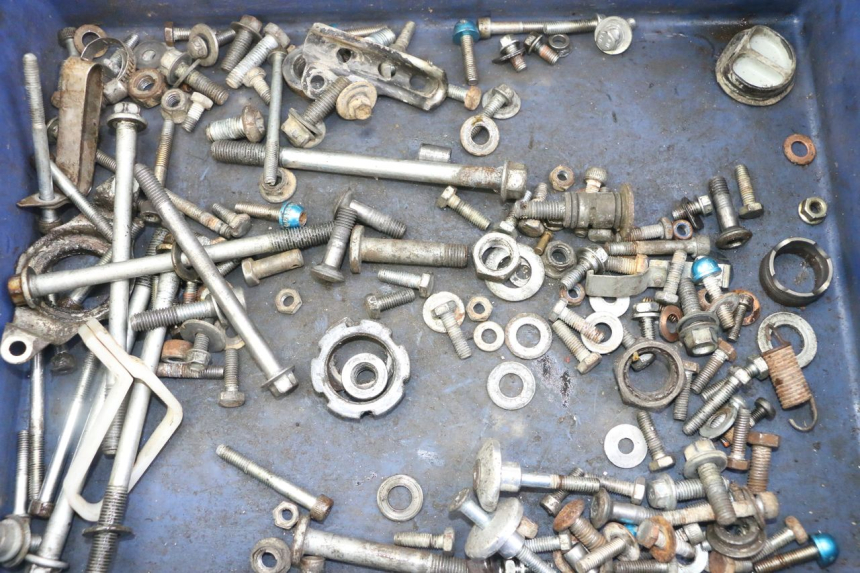 photo de SCHRAUBEN YAMAHA YZ-F YZF 250 (2007 - 2013) - Detailansicht des Bauteils