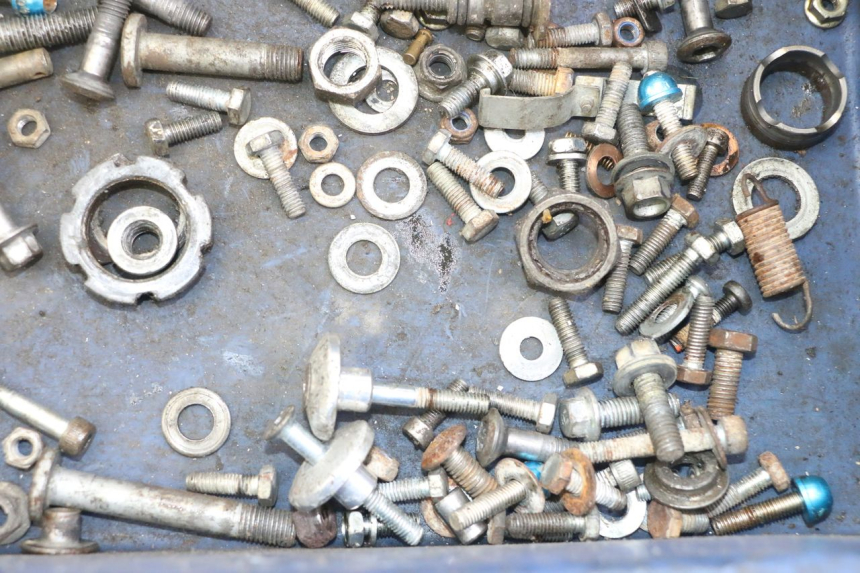 photo de SCHRAUBEN YAMAHA YZ-F YZF 250 (2007 - 2013) - Zoom auf Gebrauchszustand