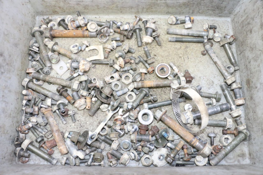 photo de SCHRAUBEN YAMAHA YFM BRUIN 350 (2003 - 2009) - Hauptansicht