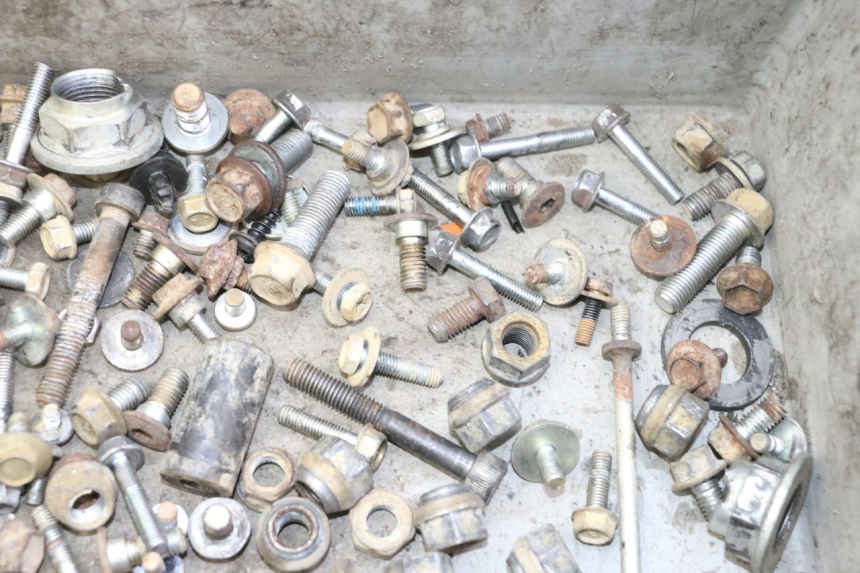 photo de SCHRAUBEN YAMAHA YFM GRIZZLY 550 (2008 - 2015) - Alternative Perspektive