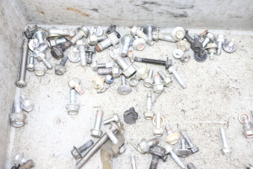 photo de SCHRAUBEN YAMAHA YFM R RAPTOR 250 (2008 - 2014) - Zoom auf Gebrauchszustand