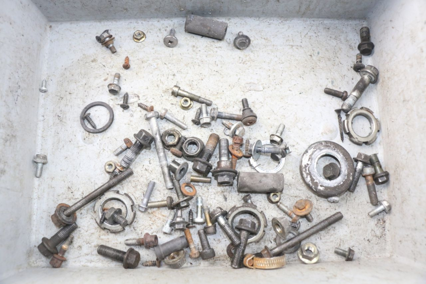 photo de SCHRAUBENBEUTEL YAMAHA YP MAJESTY 125 (1998 - 2001) - Hauptansicht