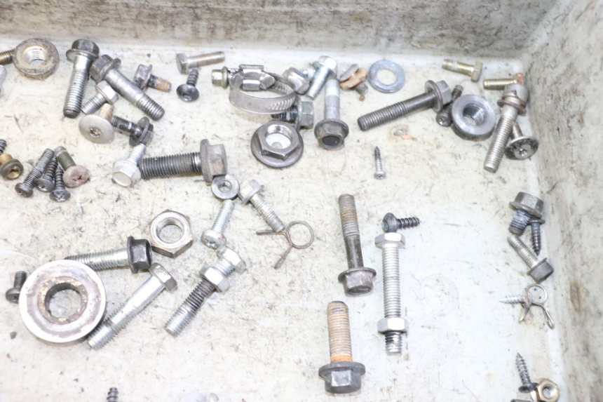 photo de SCHRAUBENBEUTEL YAMAHA YP MAJESTY 125 (2002 - 2006) - Alternative Perspektive