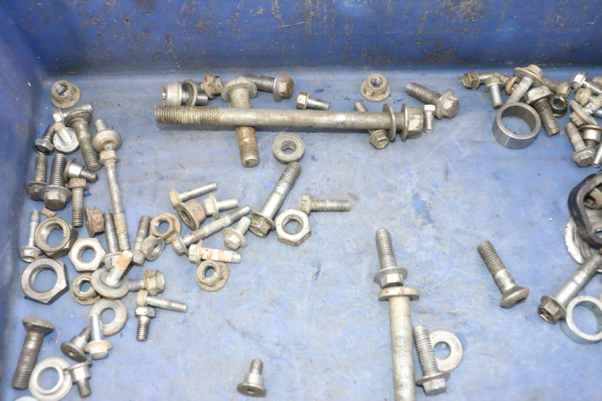 photo de SCHRAUBEN YAMAHA YZ-F YZF 250 (2014 - 2018) - Detailansicht des Bauteils