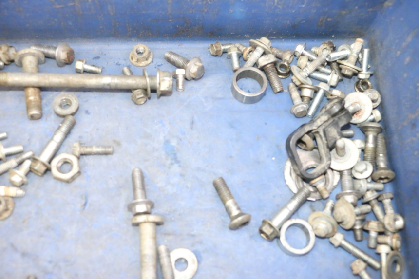 photo de SCHRAUBEN YAMAHA YZ-F YZF 250 (2014 - 2018) - Technische Nahaufnahme