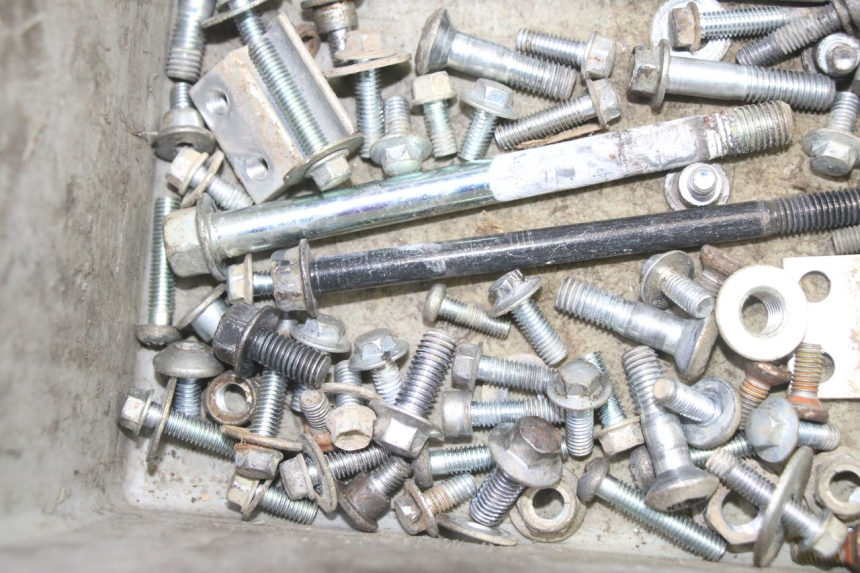 photo de SCHRAUBEN YAMAHA YZ 85 (2022 - 2025) - Alternative Perspektive