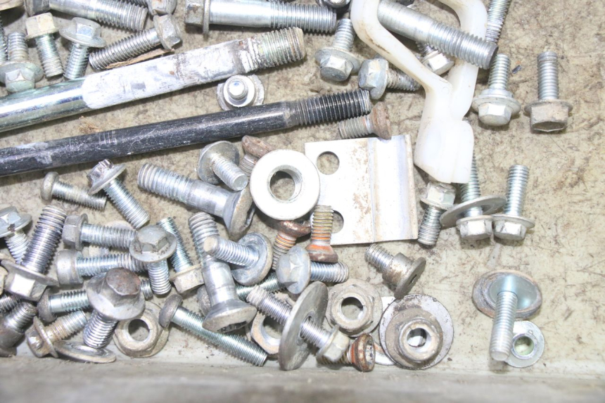 photo de SCHRAUBEN YAMAHA YZ 85 (2022 - 2025) - Technische Nahaufnahme