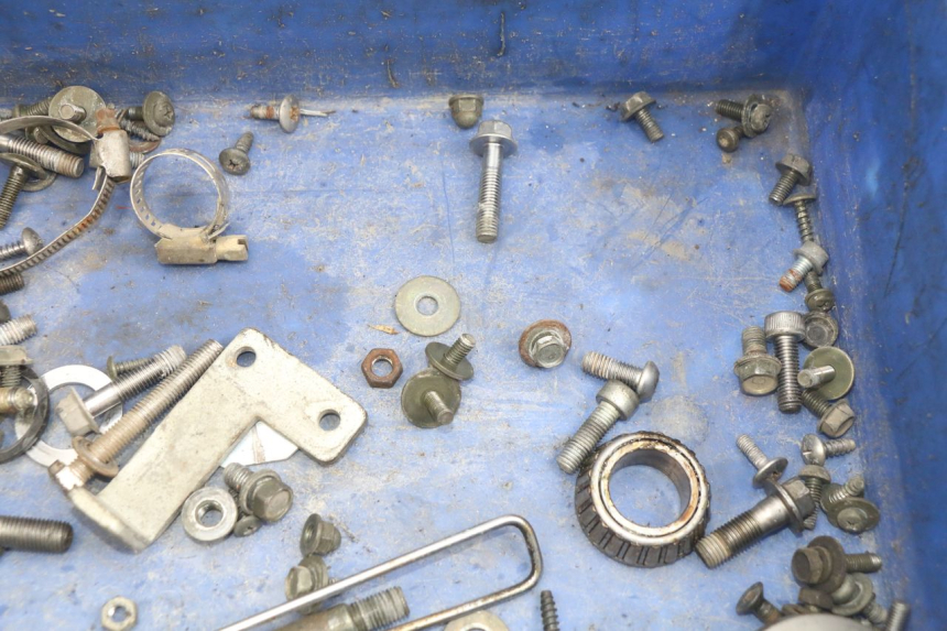 photo de SCHRAUBENBEUTEL YAMAHA YZF R THUNDERCAT 600 (1996 - 2003) - Alternative Perspektive