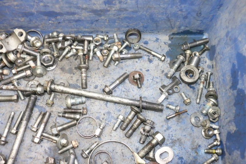 photo de SCHRAUBENSET YAMAHA YZF YZ-F 450 (2014 - 2016) - Detailansicht des Bauteils