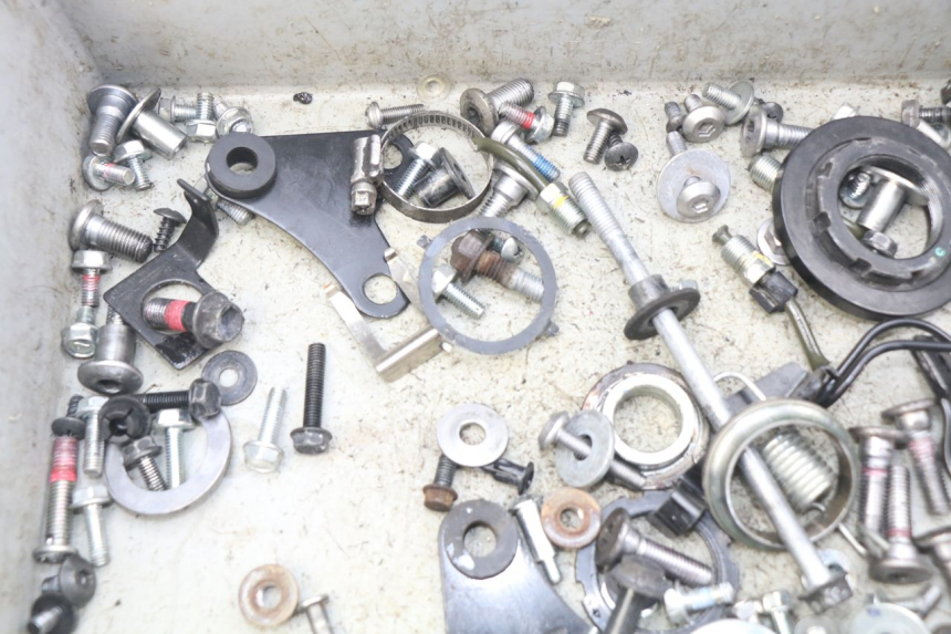 photo de SCHRAUBENBEUTEL KAWASAKI Z 650 (2016 - 2019) - Alternative Perspektive