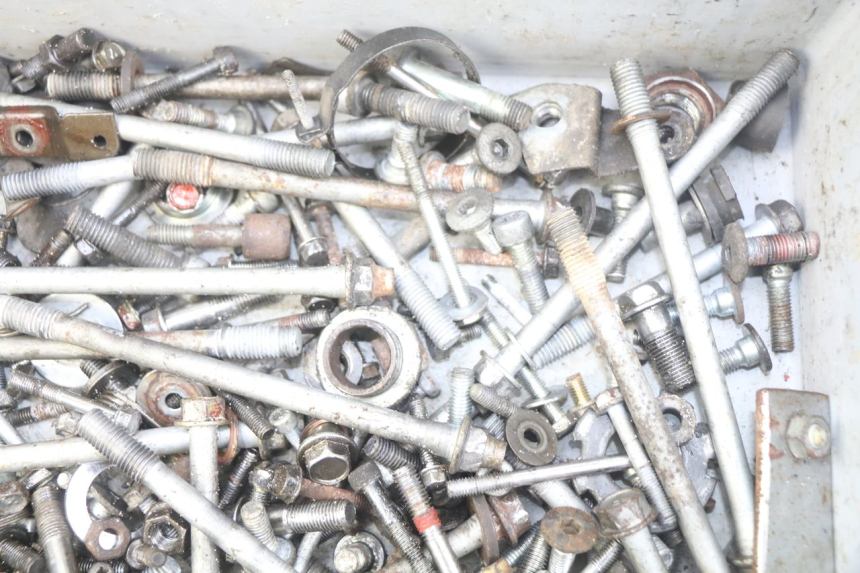 photo de SCHRAUBENBEUTEL KAWASAKI ZEPHYR 1100 ( - 1995) - Alternative Perspektive