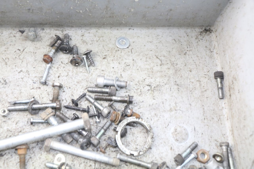 photo de SCHRAUBENBEUTEL PIAGGIO ZIP 2T 50 (2009 - 2019) - Alternative Perspektive