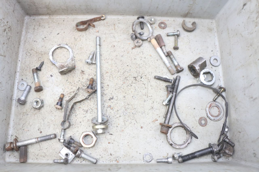 photo de SCHRAUBENBEUTEL PIAGGIO ZIP 2T 50 (2009 - 2019) - Hauptansicht