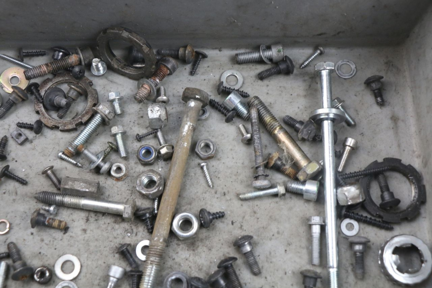 photo de SCHRAUBENBEUTEL PIAGGIO ZIP 4T 50 (2018 - 2020) - Alternative Perspektive