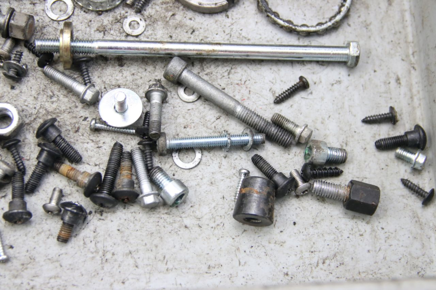 photo de SCHRAUBENBEUTEL PIAGGIO ZIP 4T 50 (2018 - 2020) - Zoom auf Gebrauchszustand