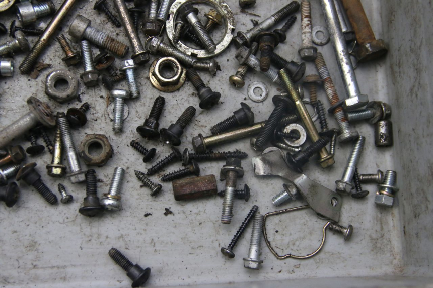 photo de SCHRAUBENBEUTEL PIAGGIO ZIP 4T 50 (2018 - 2020) - Alternative Perspektive